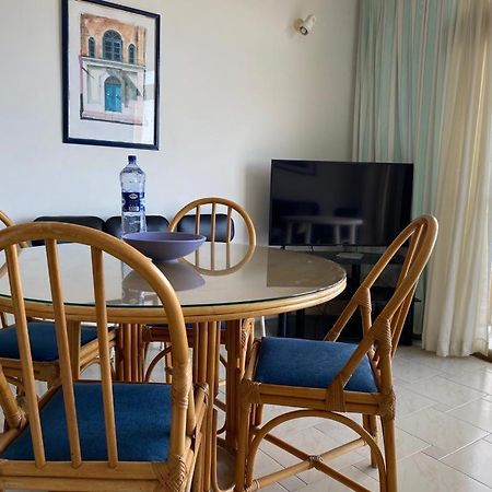 Sea Front Apartment At Mellieha Bay, Malta! מראה חיצוני תמונה